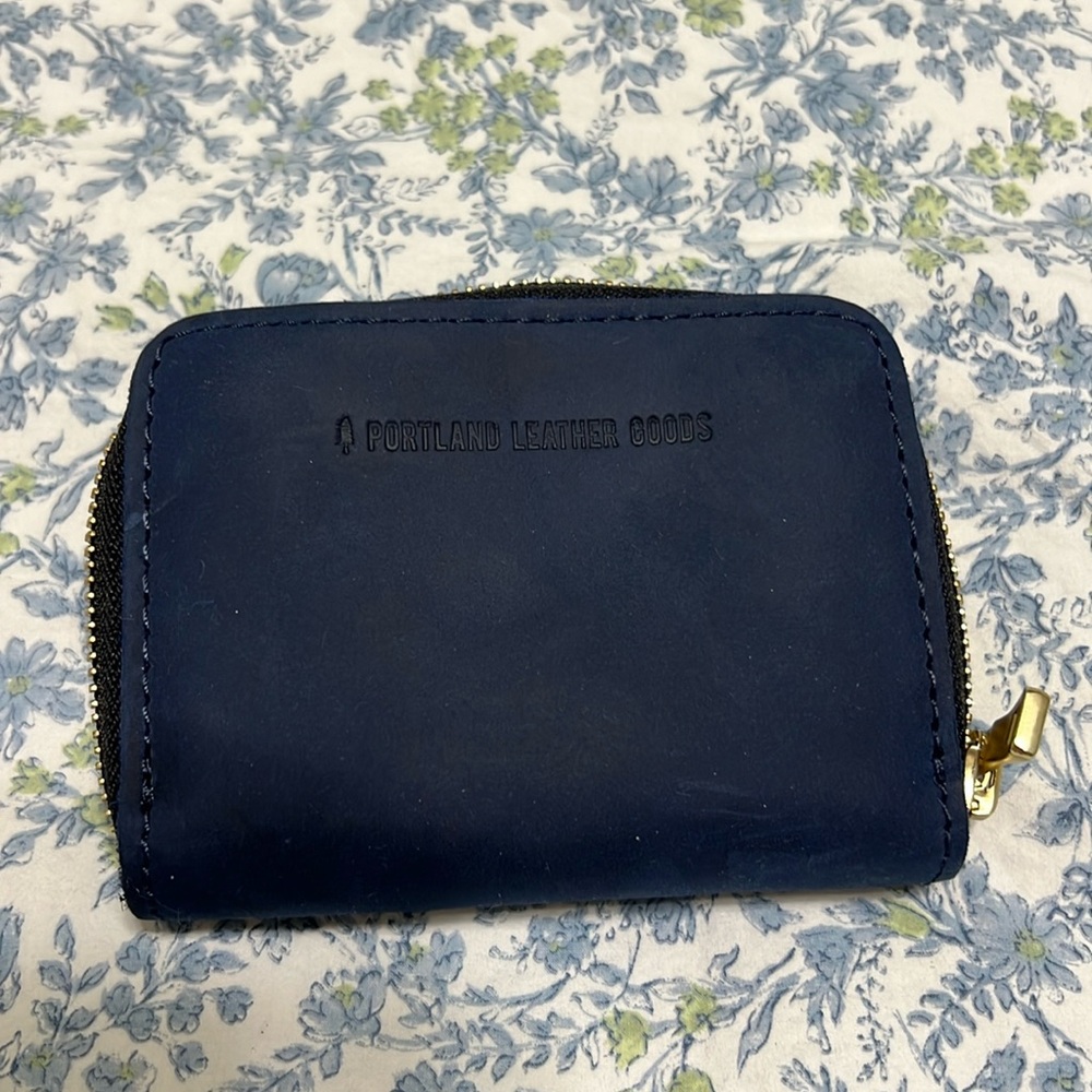 Portland Leather Small Accordion Deep Water